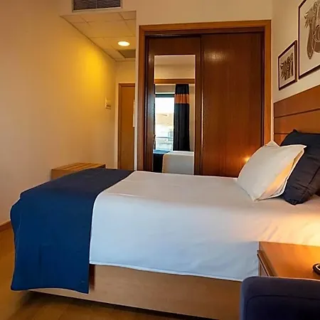 Pombalense Ξενοδοχείο 3*
